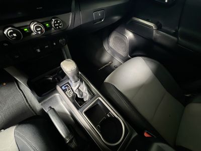 2020 Toyota Tacoma - Photo 22