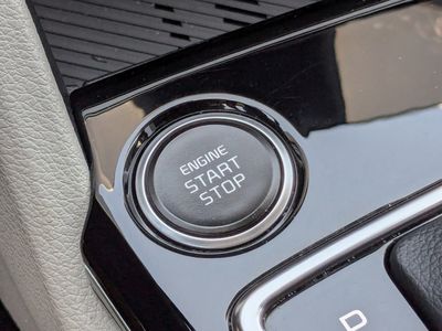 2025 Kia Sportage - Photo 28