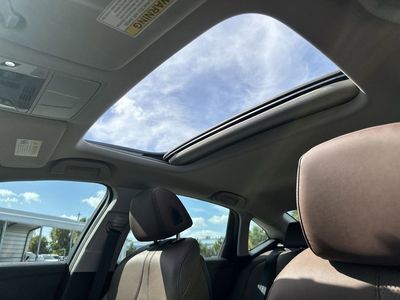 2022 Acura TLX - Photo 16
