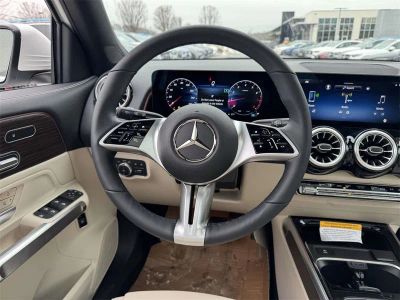 2026 Mercedes-Benz GLB — photo 20 view