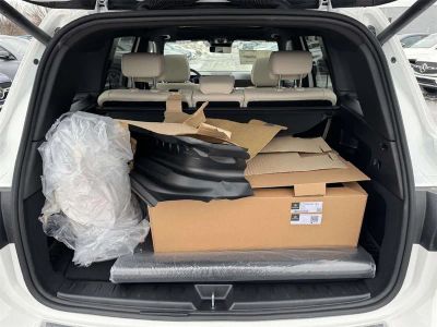 2026 Mercedes-Benz GLB — photo 14 view