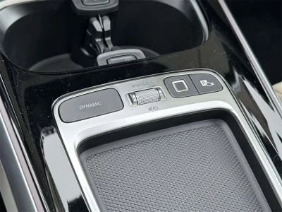 2026 Mercedes-Benz GLB — photo 33 view