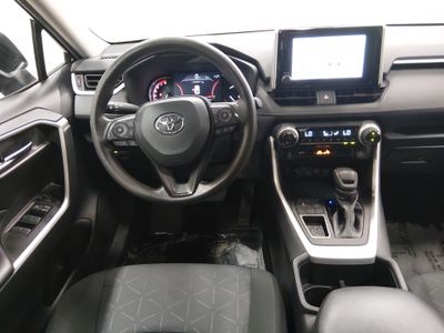 2024 Toyota RAV4 - Photo 12
