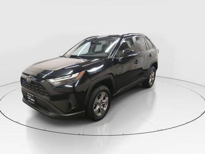 2024 Toyota RAV4 - Photo 3