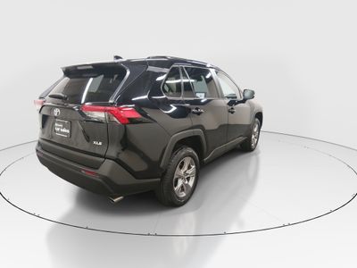 2024 Toyota RAV4 - Photo 7