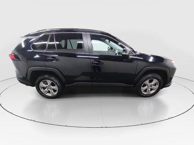 2024 Toyota RAV4 - Photo 8