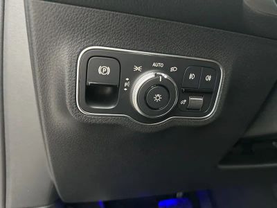 2026 Mercedes-Benz GLB — photo 18 view