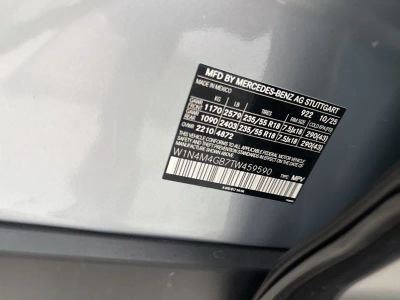 2026 Mercedes-Benz GLB — photo 32 view