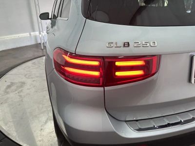 2026 Mercedes-Benz GLB — photo 28 view