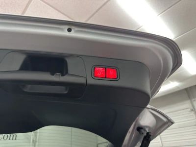 2026 Mercedes-Benz GLB — photo 25 view