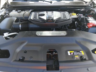 2024 Jeep Wagoneer L - Photo 9