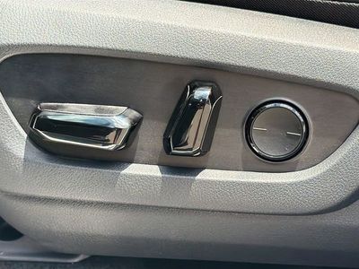 2026 Lexus TX - Photo 27