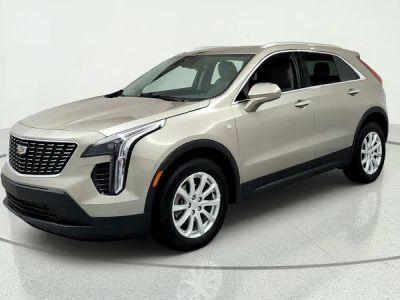 2023 Cadillac XT4 Luxury in Latte Metallic — front three-quarter view
