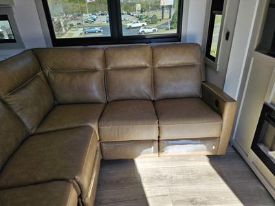 2025 Brinkley RV Model G - Photo 18