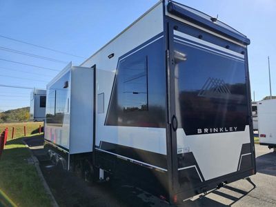 2025 Brinkley RV Model G - Photo 5