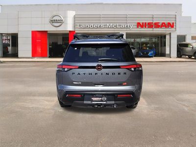 2026 Nissan Pathfinder - Photo 4