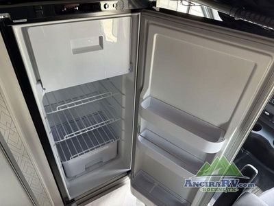 2025 Thor Motor Coach Tranquility - Photo 17