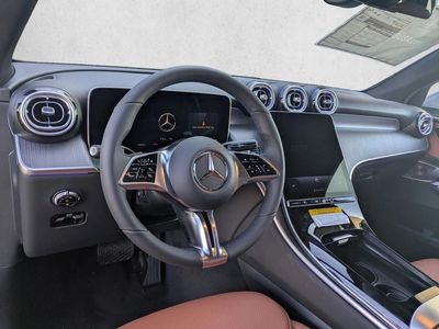2026 Mercedes-Benz GLC 300 - Photo 3