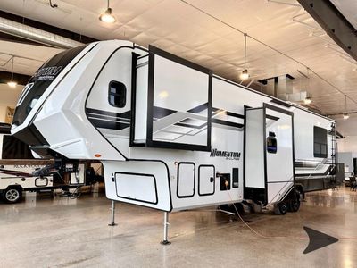 2026 Grand Design Momentum G-Class - Photo 9