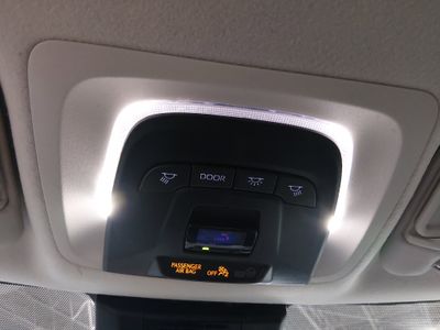 2024 Toyota Corolla — photo 18 view