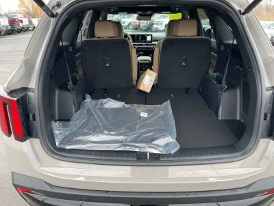 2026 Kia Sorento — photo 17 view