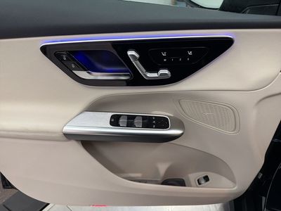 2026 Mercedes-Benz GLC — photo 17 view