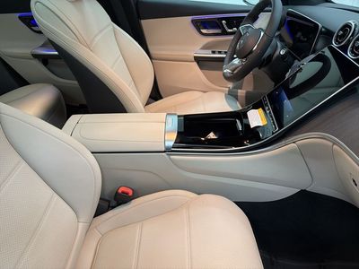 2026 Mercedes-Benz GLC — photo 30 view