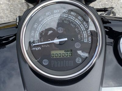 2025 Honda Shadow Phantom ABS - Photo 15