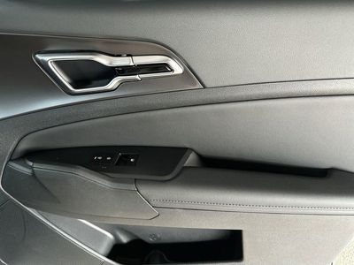 2026 Kia Sportage — photo 23 view
