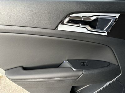 2026 Kia Sportage — photo 25 view