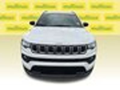 2025 Jeep Compass - Photo 2