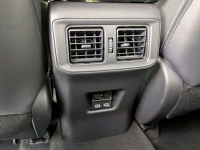 2024 Toyota RAV4 - Photo 15