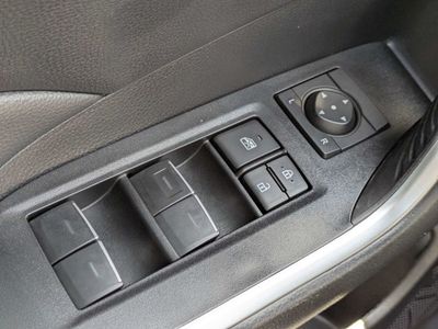 2024 Toyota RAV4 - Photo 25