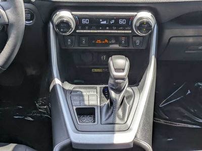 2024 Toyota RAV4 - Photo 20