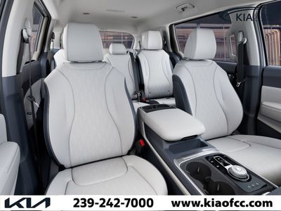 2026 Kia Carnival Hybrid — photo 15 view