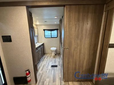 2022 CrossRoads RV Zinger - Photo 15