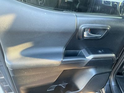 2022 Toyota Tacoma - Photo 16
