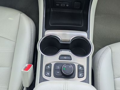 2022 GMC Terrain - Photo 18
