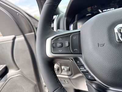 2026 Ram 1500 — photo 14 view