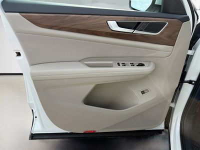 2026 Volkswagen Atlas - Photo 23