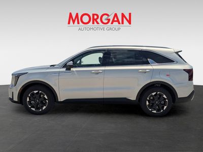 2026 Kia Sorento — photo 8 view