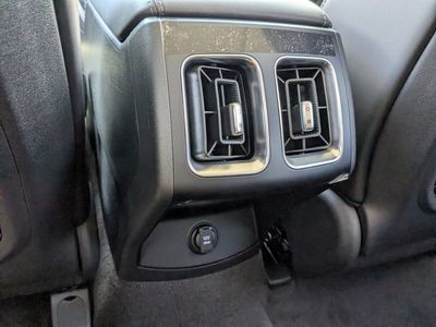 2026 Kia Sorento — photo 16 view