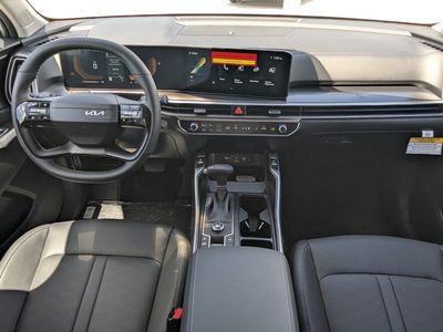 2026 Kia Sorento — photo 18 view