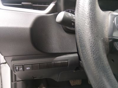 2025 Toyota Corolla - Photo 13