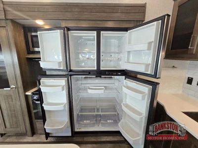 2022 Rockwood Ultra Lite 2893BS - Photo 13