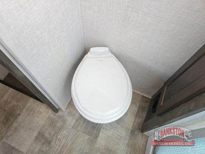 2022 Rockwood Ultra Lite 2893BS - Photo 24