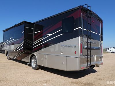 2025 Winnebago Adventurer - Photo 3