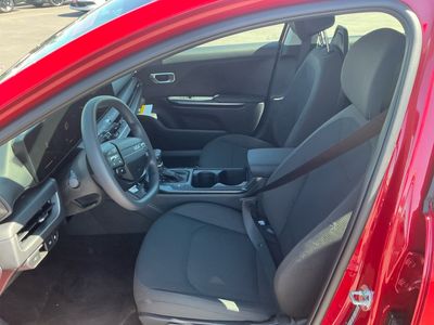 2026 Kia K4 — photo 10 view