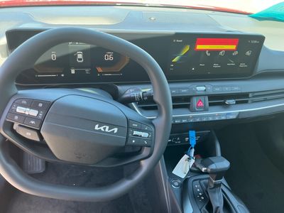 2026 Kia K4 — photo 15 view