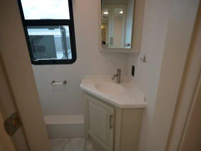 2026 Entegra ACCOLADE XL - Photo 16